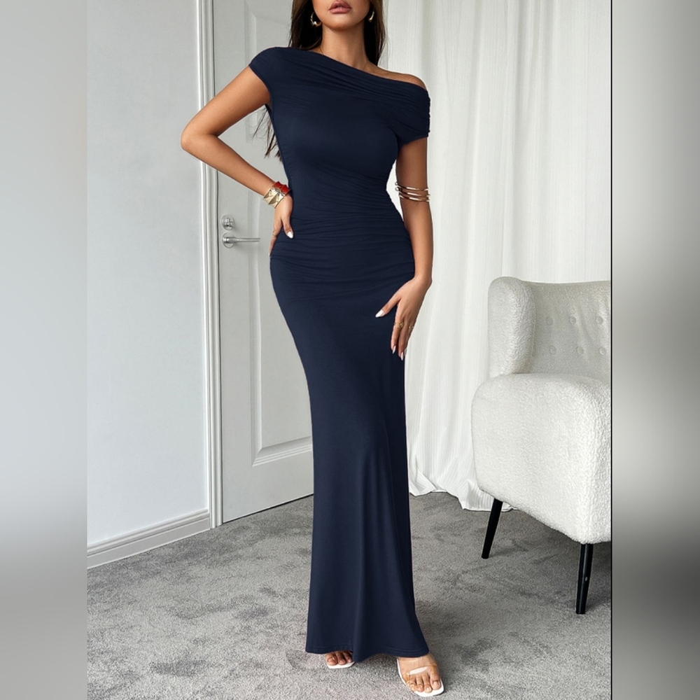 Devine Ruched Single Shoulder Short Sleeve Maxi Dress. A Just Jen Fav